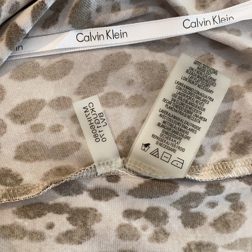 Calvin Klein Leopard Print Wrap Top - Picture 7 of 8